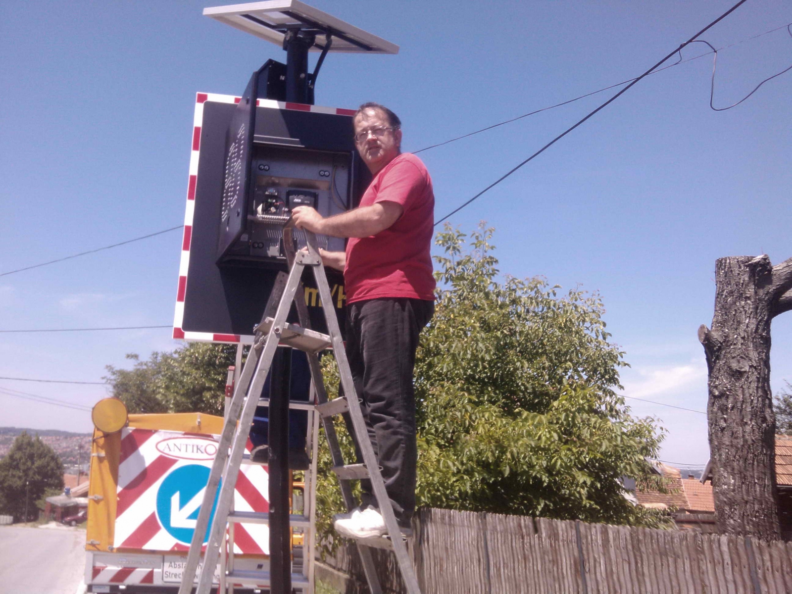 Radovi na postavljanju signalizacije