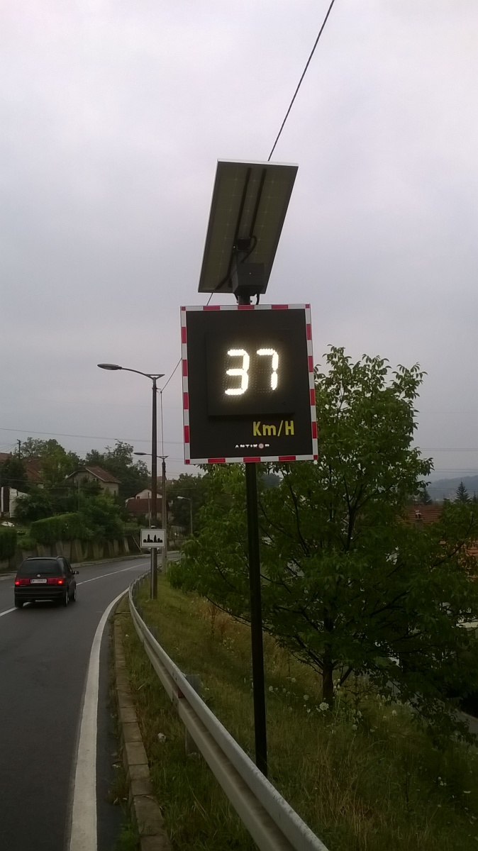 Antikor saobraćajna oprema na terenu